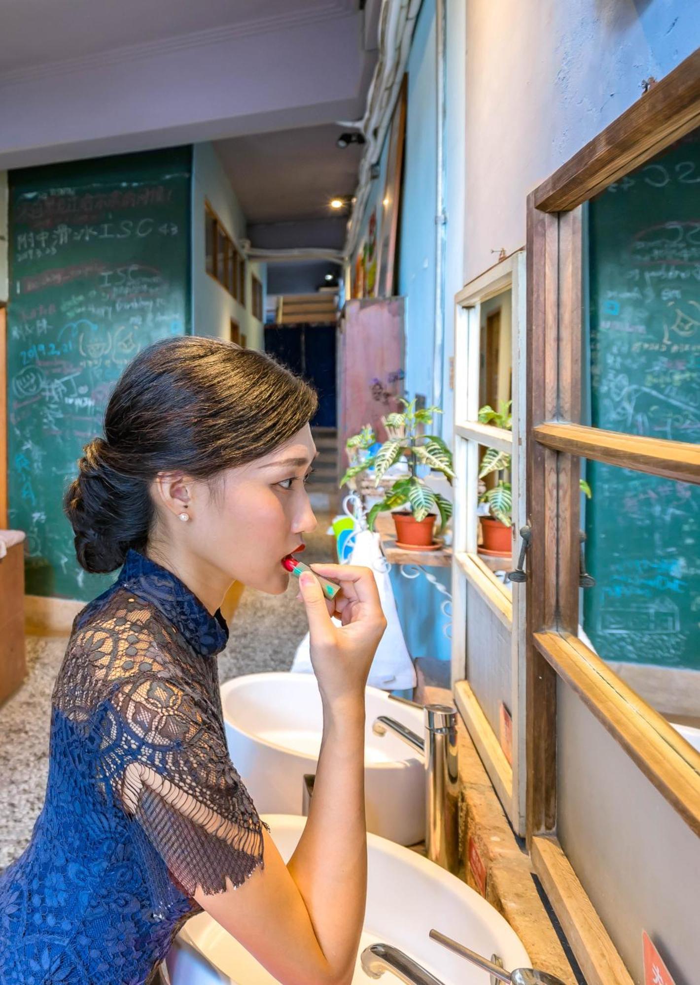 Fuqi Hostel - Heping Tainan Buitenkant foto