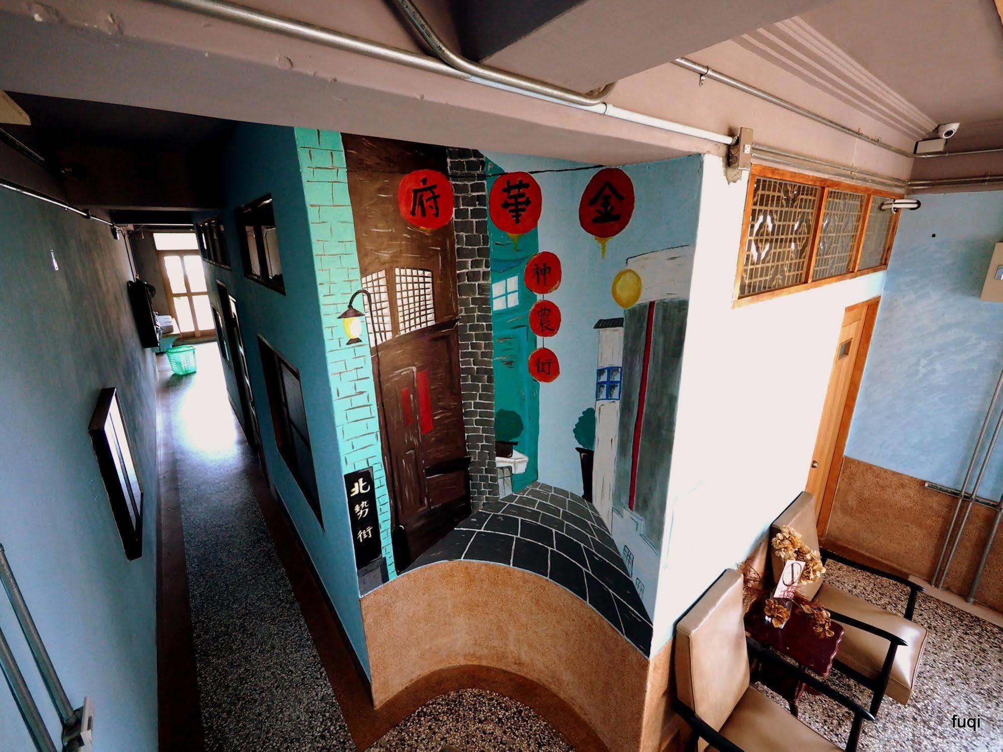 Fuqi Hostel - Heping Tainan Buitenkant foto